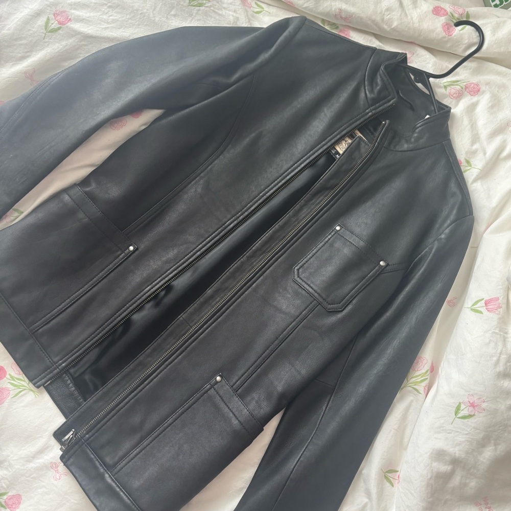 Black Leather Jacket Mens S/Womens S/M